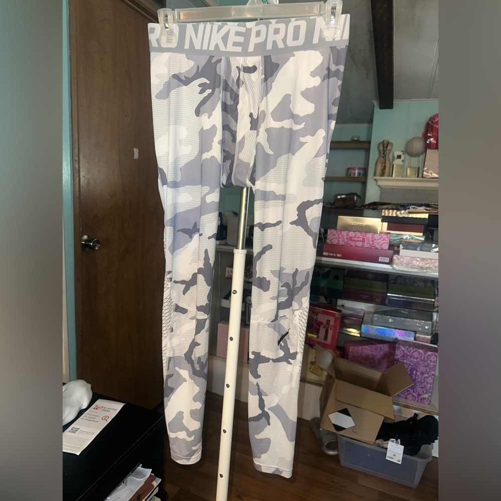 Nike Pro Light Gray Mesh Leggings